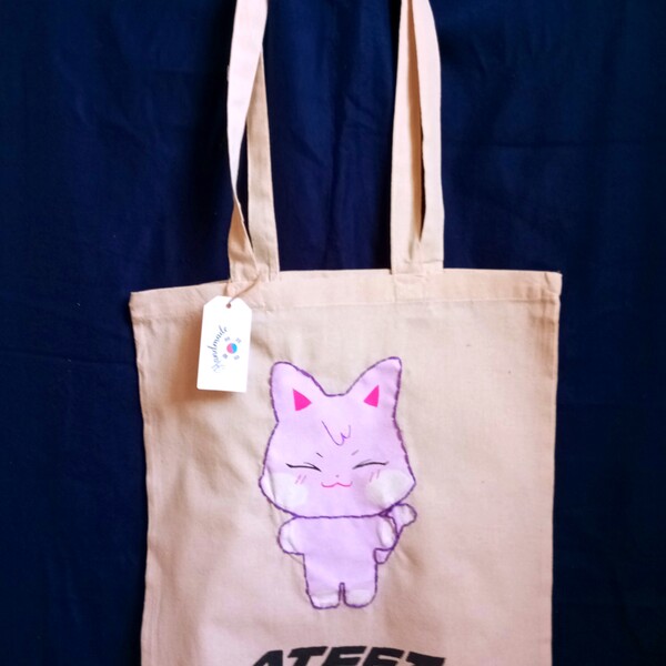 [ATEEZ]- TOTE BAG ANITEEZ