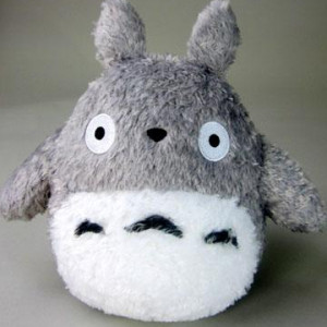 Studio Ghibli Peluche Fluffy Big Totoro (22 cm)